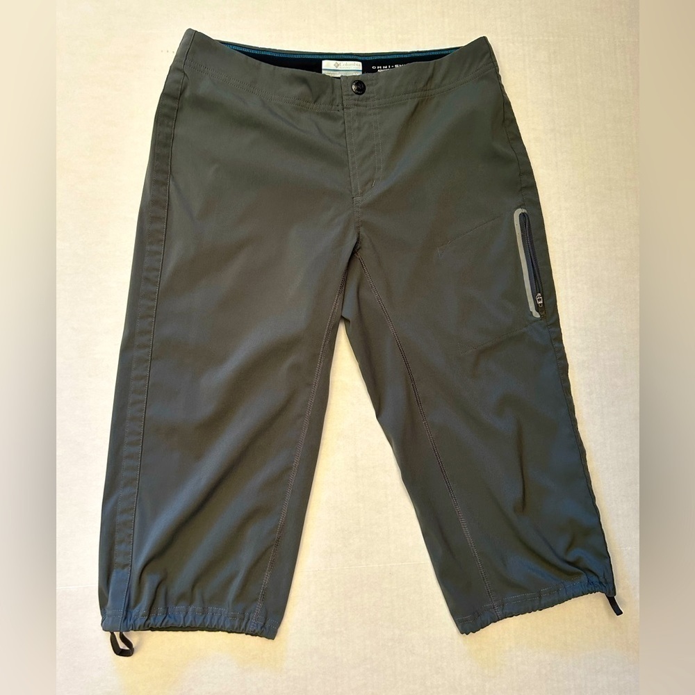 Columbia Omni Shield advanced repellency grey crop pants Sz-6.‎ H14